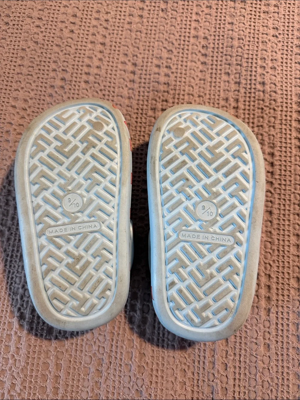 Kids Bluey Slide Sandals - size 9/10